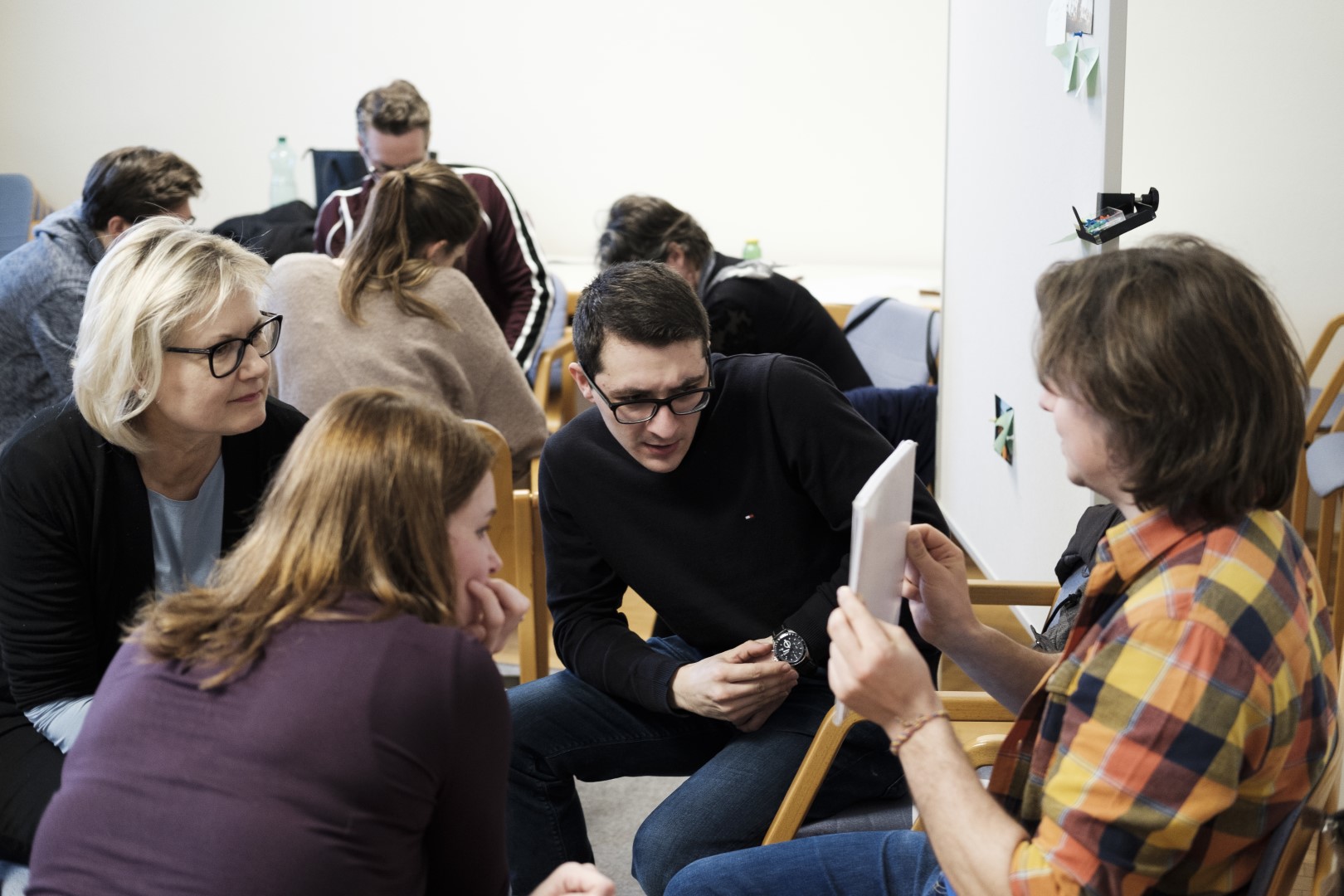 Teilnehmer*innen des Workshops Perspektiven:Wechsel beim Bilddidalog 